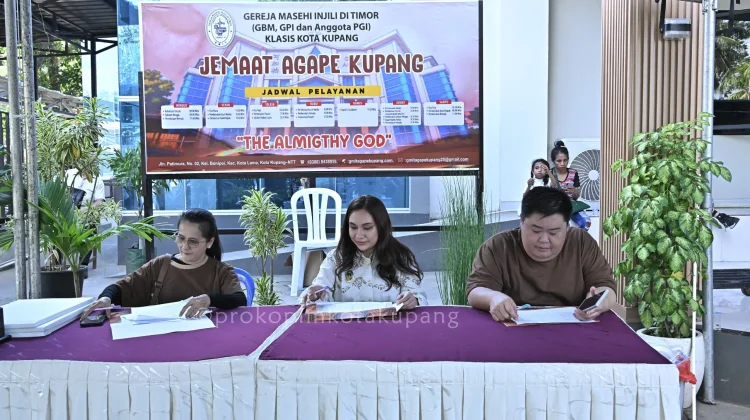Lomba Memasak Nasi Goreng Pererat Tali Persaudaraan Jemaat