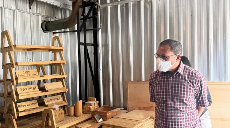 Wagub NTT Dorong Bambu Jadi Identitas Daerah dan Penggerak Ekonomi Masyarakat