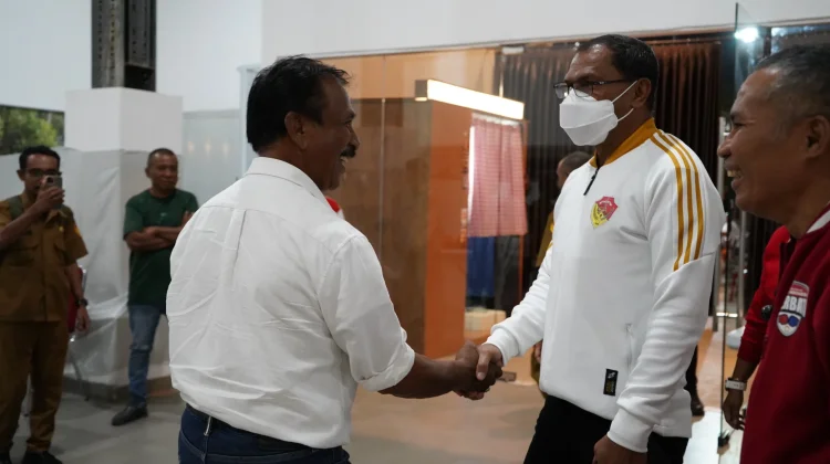 Johni Asadoma Targetkan Tinju NTT Bersinar pada PON 2028