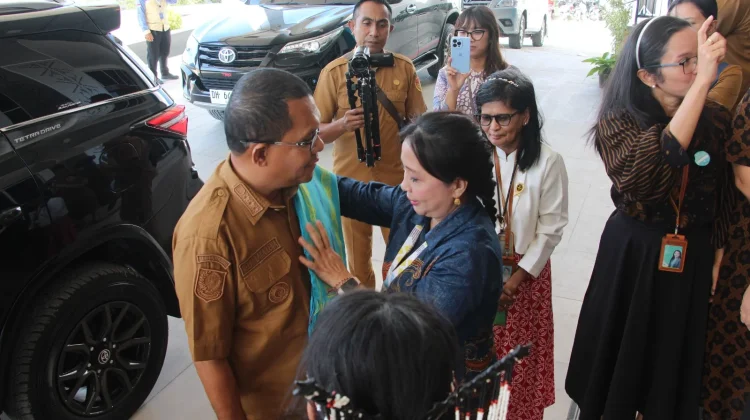 Gubernur Bekali Mahasiswa Poltekkes Jiwa Pengabdian Bagi Kemanusiaan Selamanya