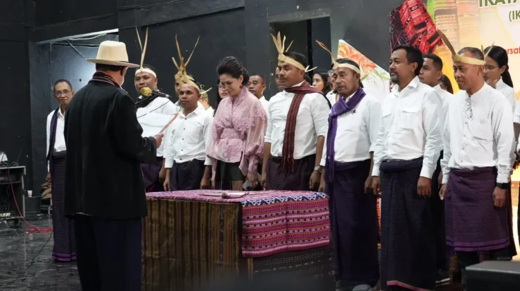 Gubernur Dorong IKA Kupang Perkuat Pembangunan Berbasis Kebersamaan Adonara
