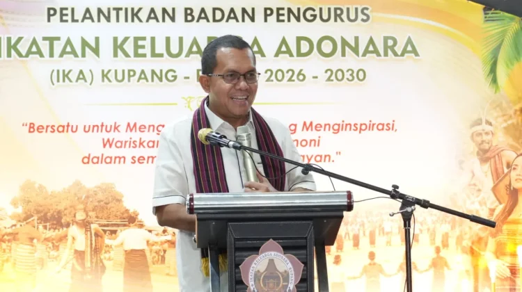 Gubernur Dorong IKA Kupang Perkuat Pembangunan Berbasis Kebersamaan Adonara