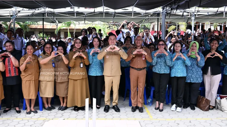 Wali Kota Kupang Membuka Roadshow Tim Penggerak PKK