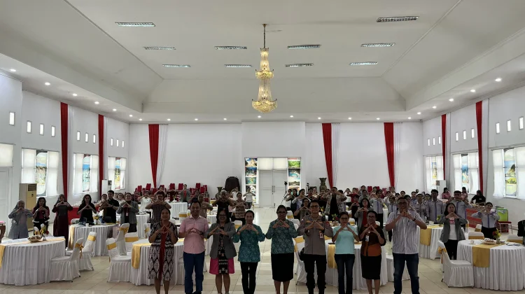 Peringati World Pharmacists Day, IAI NTT Luncurkan Program Kampung Ask Me Dagusibu
