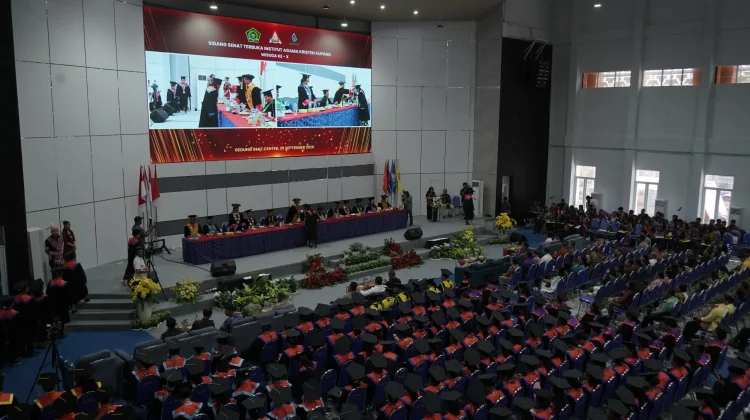 349 Lulusan IAKN Kupang diwisuda, Gubernur NTT: Kalian Adalah Obor Penerang Bagi NTT