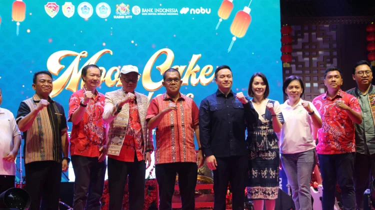 Festival Moon Cake Perkuat Kebersamaan Masyarakat NTT