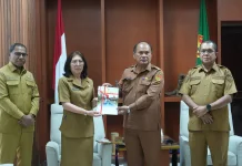 Gubernur NTT Serahkan Amanah Plh. Sekda kepada Yohanes Oktovianus
