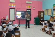 Polsek Alak Edukasi Keselamatan Berlalu Lintas Siswa TK Hang Tuah 23 Kupang