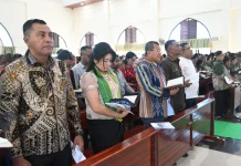 Bupati Kupang Hadiri Pisah Sambut Pendeta GMIT Via Dolorosa Alak