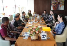 Melki Tawarkan Industri Garam dan Penerbangan Kupang Darwin Kembali