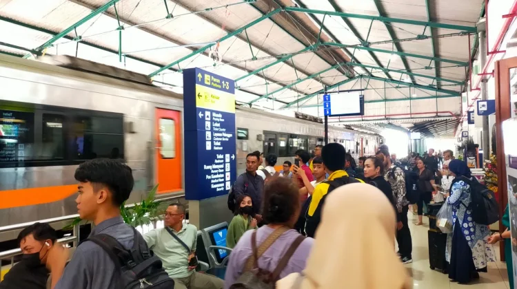 27 Ribu Penumpang Tiba di Wilayah Daop 7 Madiun di Hari Ketiga Angkutan Lebaran 2026