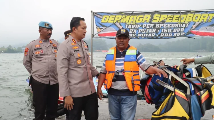 Kapolres Magetan Patroli Langsung ke Telaga Sarangan, Pastikan Keamanan Wisatawa