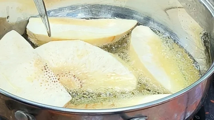 ABSULE, Siswa MTsN 12 Madiun Sukses Olah Makanan Sisa MBG Jadi Abon sukun lele