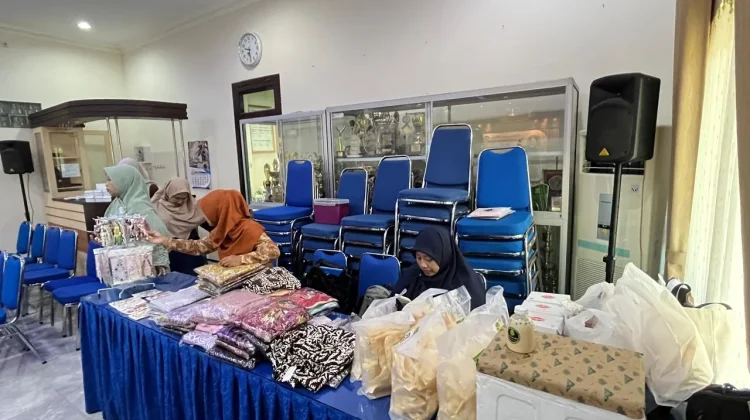 Ketua DWP RRI Madiun Hadiri Pertemuan Pleno dan Peringatan Hari Kartini ke 147