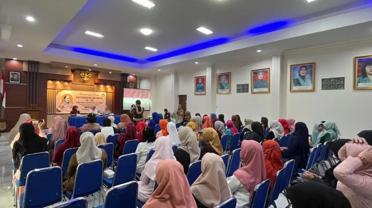 Ketua DWP RRI Madiun Hadiri Pertemuan Pleno dan Peringatan Hari Kartini ke 147
