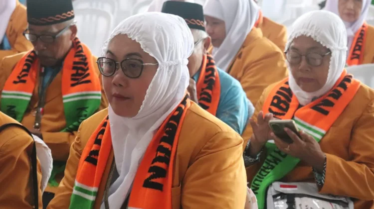Bupati Madiun Berangkatkan Calon Jamaah Haji Kabupaten Madiun 1447 H