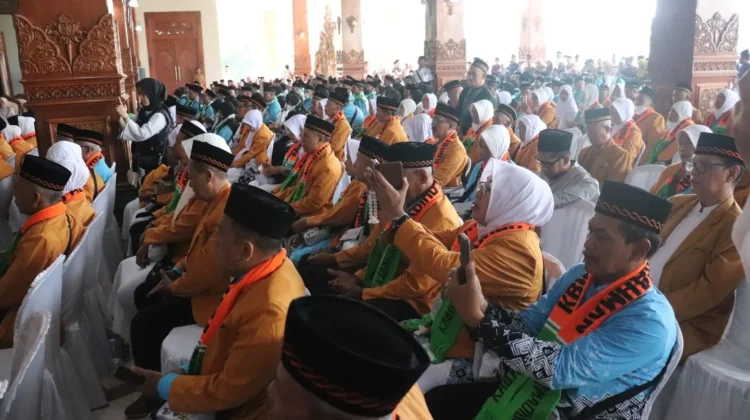 Bupati Madiun Berangkatkan Calon Jamaah Haji Kabupaten Madiun 1447 H
