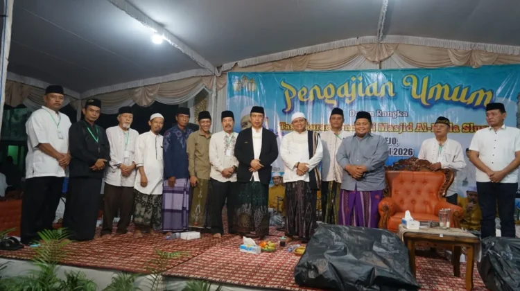 Pererat Silaturahmi, Warga Sluru Sambirejo Jiwan Gelar  Pengajian