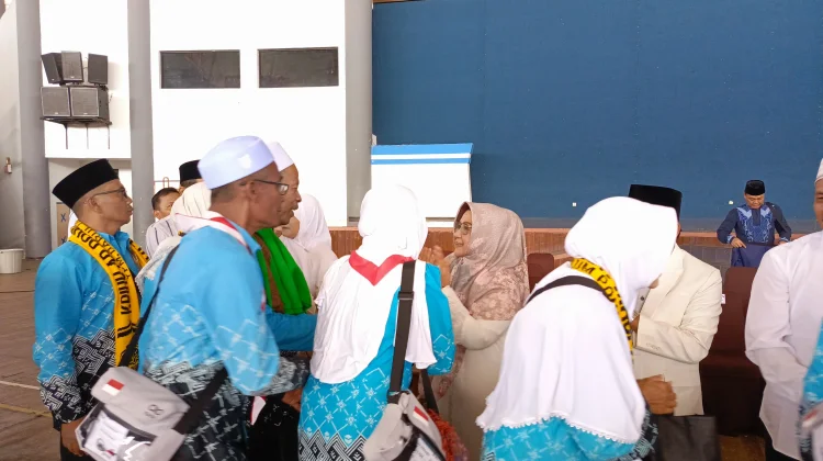 Lepas Keberangkatan, Ini Pesan Bupati Magetan Kepada Para Jemaah Haji