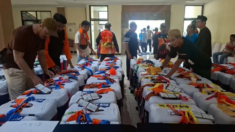 Ratusan Koper Jemaah Haji Kota Madiun Dikumpulkan di Wisma Haji