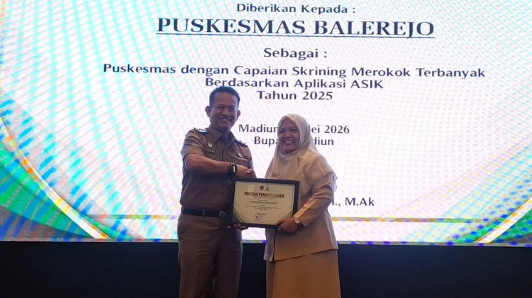 Pemkab Madiun Berikan Penghargaan kepada Puskesmas Berprestasi