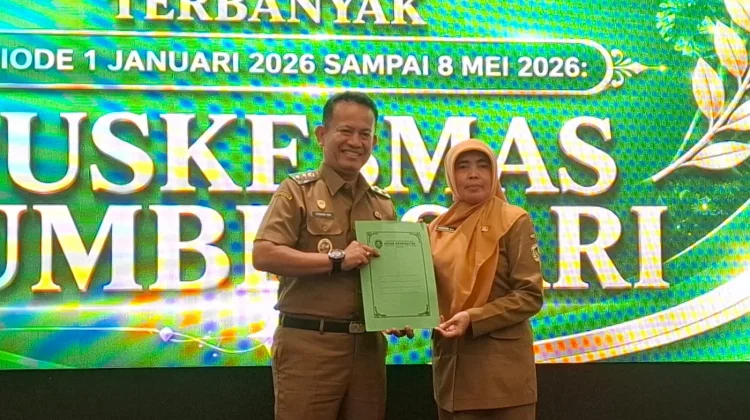 Pemkab Madiun Berikan Penghargaan kepada Puskesmas Berprestasi