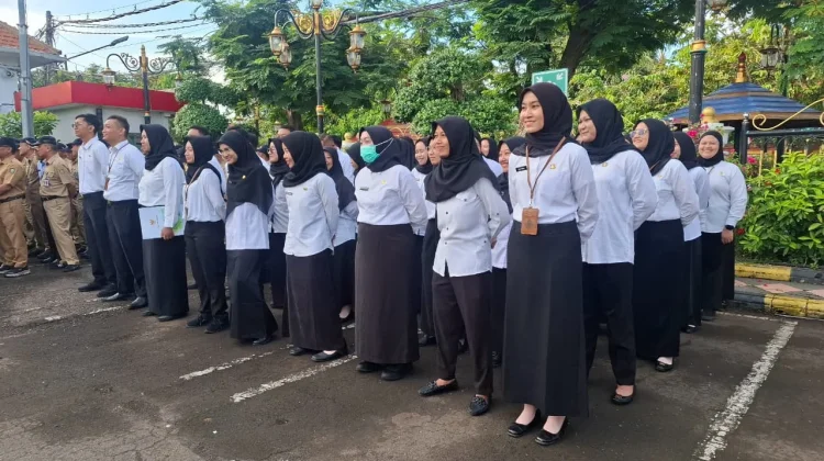 51 PNS Baru Terima SK, Plt Wali Kota Madiun Tekankan Adaptasi Ritme Kerja