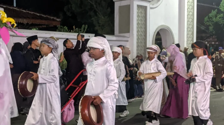 Agenda Tahunan, Malam Takbiran Iduladha di Magetan Meriah Dengan Pawai Berlampion