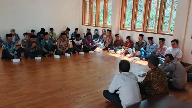 Ibadah Waisak di Vihara Vimalakirti Plaosan Magetan Berlangsung Khidmat