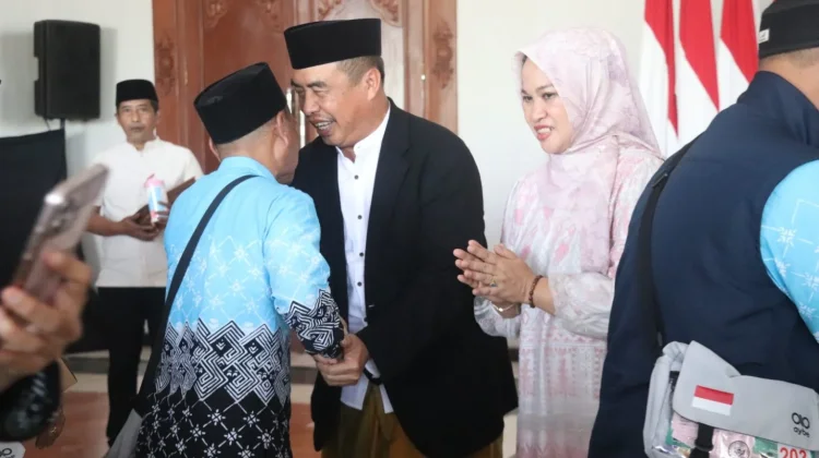 Jemaah Haji Kloter 24 dan 25 Kabupaten Madiun Tiba di Tanah Air