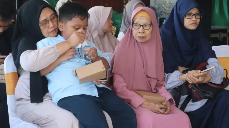 Jemaah Haji Kloter 24 dan 25 Kabupaten Madiun Tiba di Tanah Air