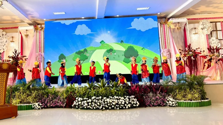 KB TK Aisyiyah 3 Kota Madiun Sukses Gelar Akhirussanah Bertema “Holiday Show”