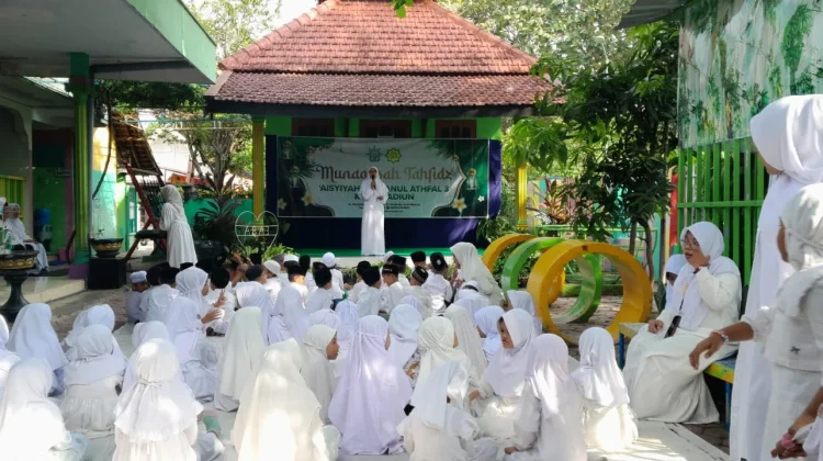 KB TK Aisyiyah 3 Kota Madiun Selenggarakan Munaqosah Tahfidz