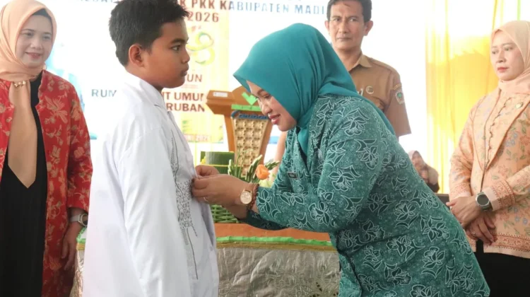 Hari Jadi ke-458, Pemkab Madiun Gelar Khitan Massal