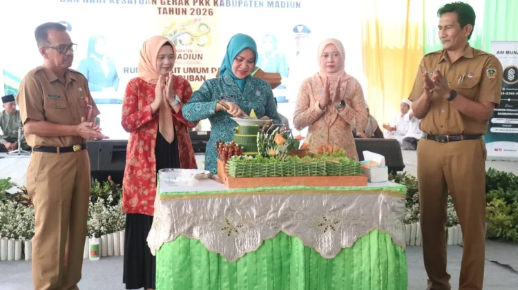 Hari Jadi ke-458, Pemkab Madiun Gelar Khitan Massal