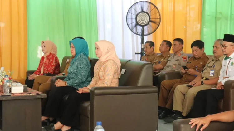 Hari Jadi ke-458, Pemkab Madiun Gelar Khitan Massal