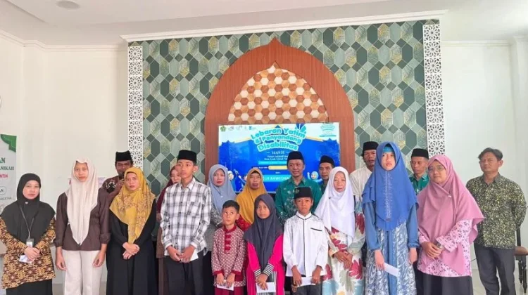 KUA Kawedanan-Magetan Salurkan Santunan kepada Anak Yatim dan Disabilitas