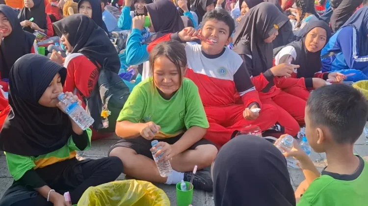 1.000 Anak di Kabupaten Madiun Ikuti Aksi Sikat Gigi Bersama