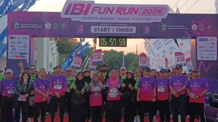 Ribuan Warga dan Bidan Ramaikan Fun Run HUT ke-75 IBI di Magetan