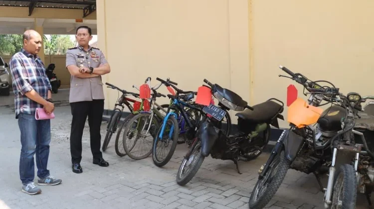 Berita Foto - Residivis Curanmor Ditangkap, Polisi Sita 5 Motor dan 4 ...