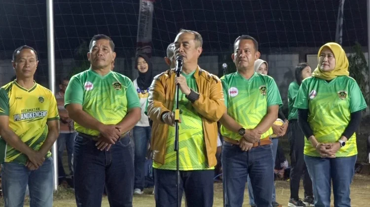 Siapkan Bibit Atlet, Bupati Madiun Buka Kejuaraan Bola Voli