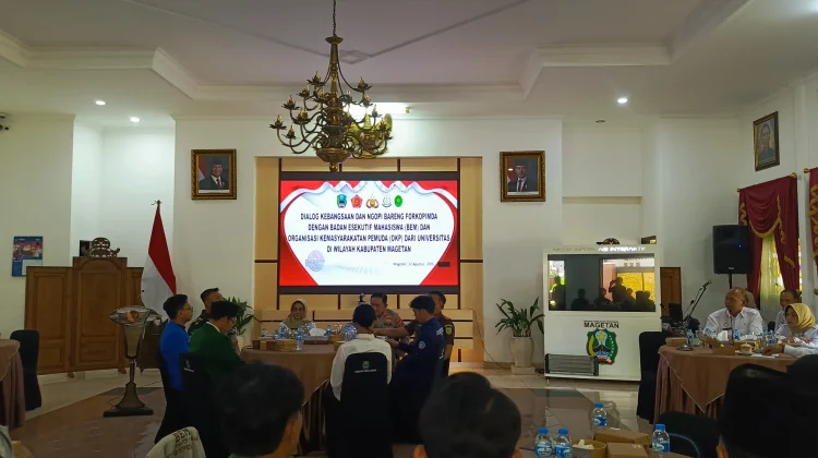 BEM Kampus dan Ormas Pemuda se-Magetan Ngopi dan Diskusi Bareng Forkopimda