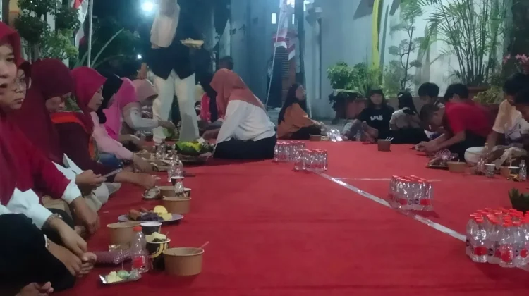 Peringati HUT Kemerdekaan, Warga RT 56 Gelar Tasyakuran