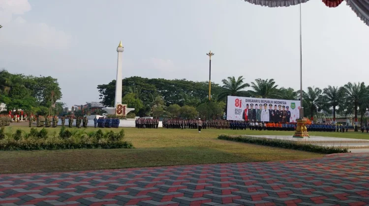 Detik-detik Penurunan Bendera Merah Putih dalam rangka HUT RI ke - 81 Kota Madiun