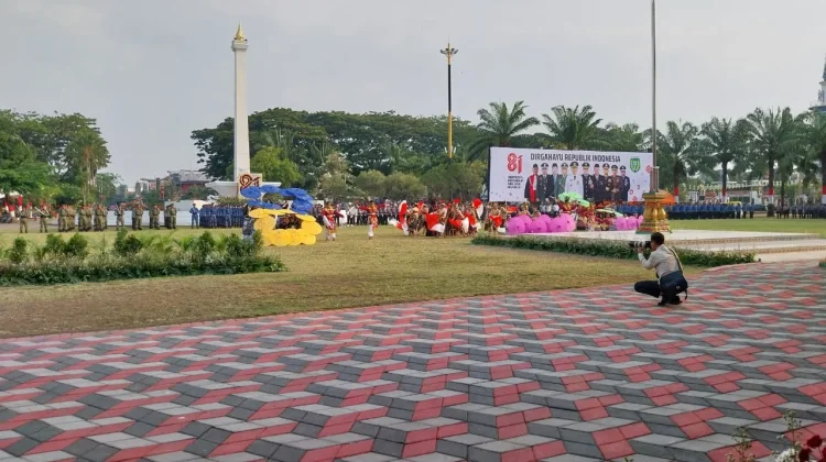Detik-detik Penurunan Bendera Merah Putih dalam rangka HUT RI ke - 81 Kota Madiun