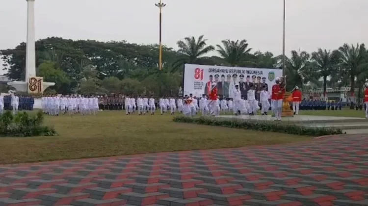 Detik-detik Penurunan Bendera Merah Putih dalam rangka HUT RI ke - 81 Kota Madiun