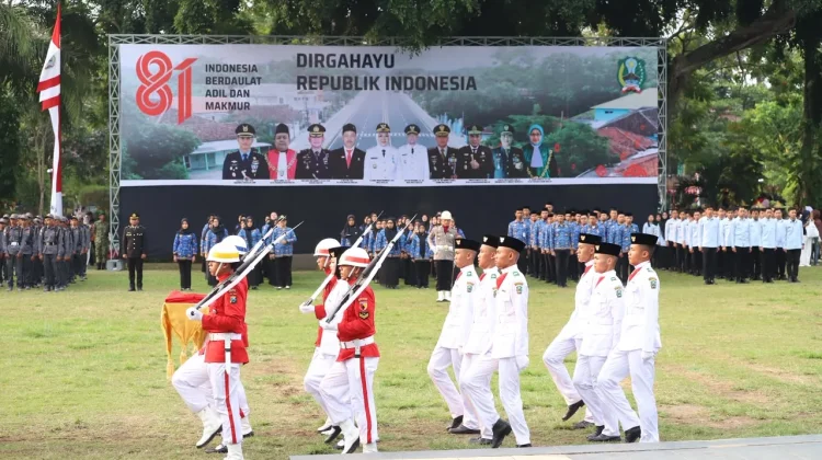 Kapolres Pimpin Upacara Penurunan Bendera HUT ke-81 RI di Magetan