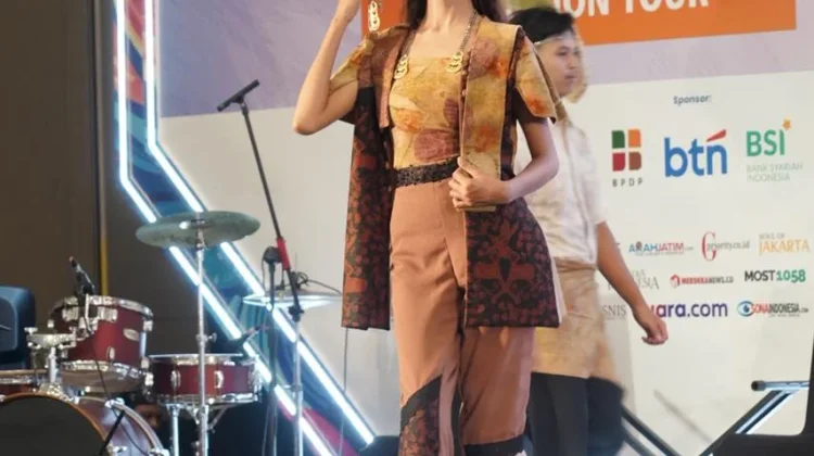 Ajang Promosi Batik, Wastra Madiun Tampil Elegan di APKASI Otonomi Expo 2026