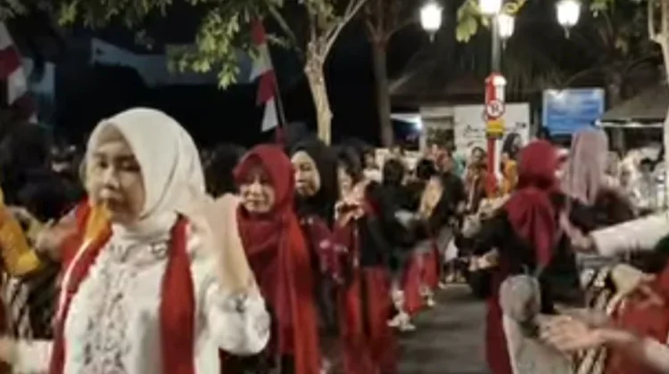 Ribuan Penari Tampilkan "Beksan Parisuka" di Pahlawan Street Center