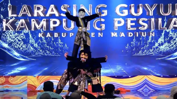 Pencak Silat dan Dongkrek Kabupaten Madiun Tampil Memukau